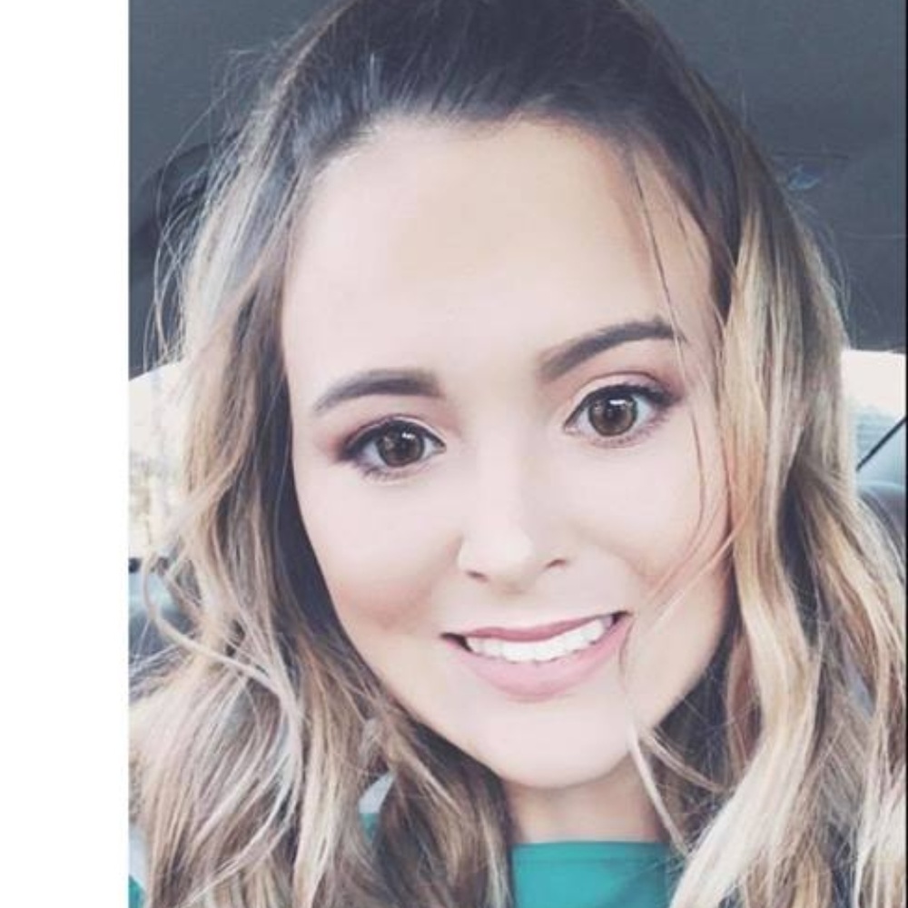 Meet your Posher, Alyssa